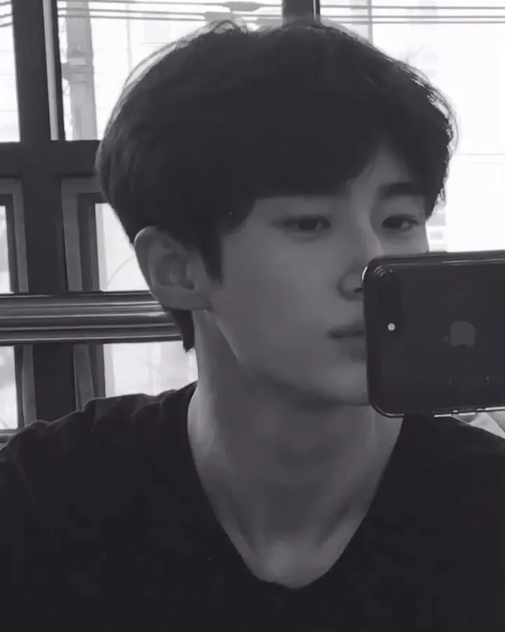 Recent activity shot of Byeon Wooseok