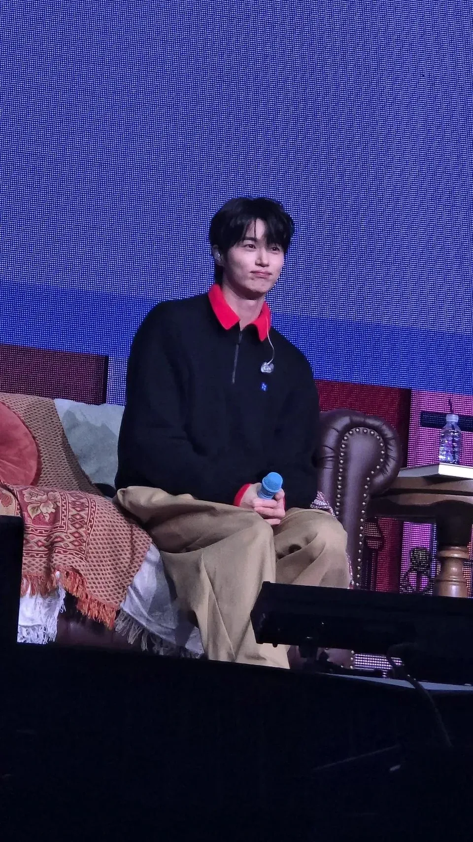 Byeon Wooseok background image recommended by Choeaedol Celeb fandom