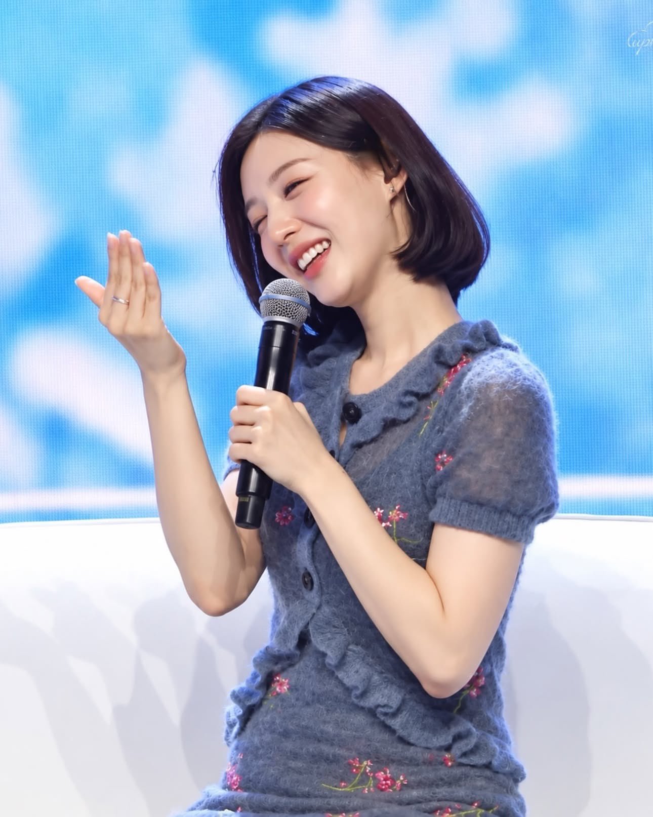 Recent activity shot of Kim Jiwon