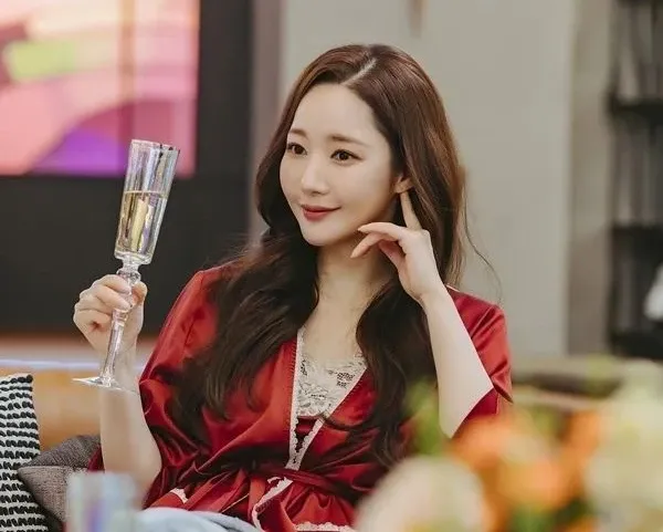 Latest photo of Park Minyoung