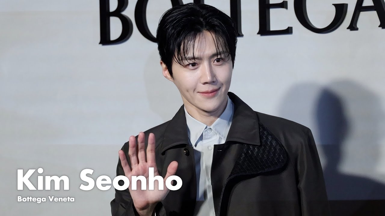 A moment captured by a fan of Kim Seonho