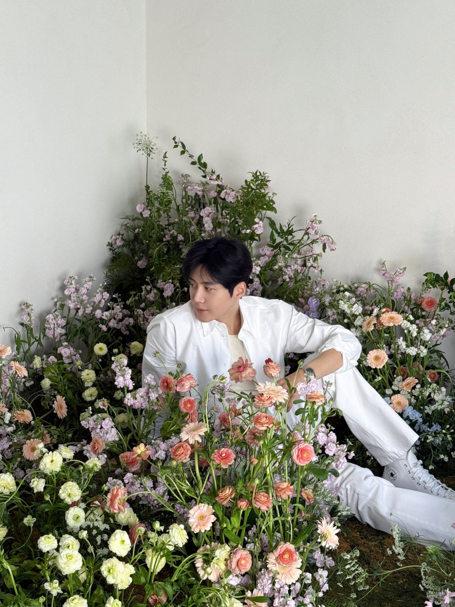 Recent activity shot of Kim Seonho