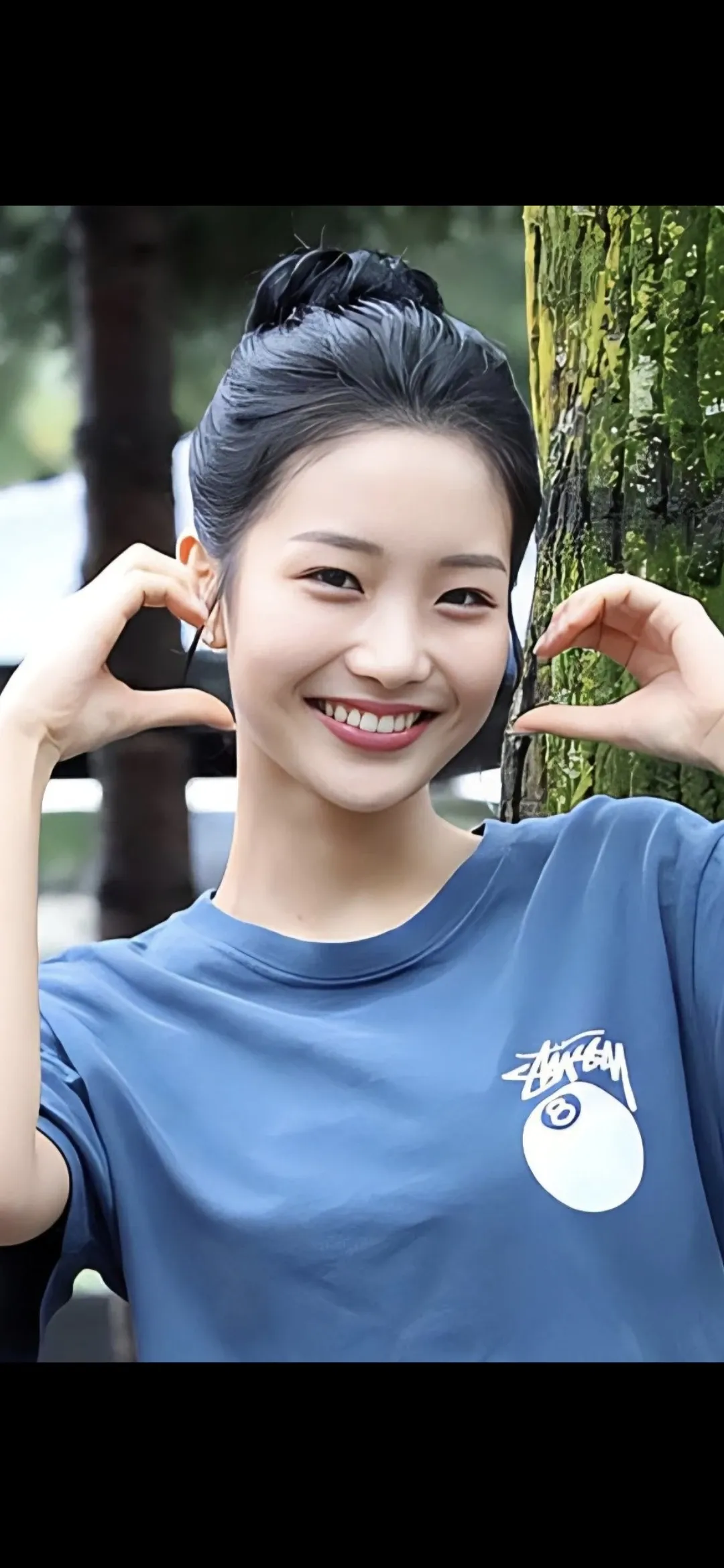 Behind-the-scenes cut of Kim Soyeon (2004)