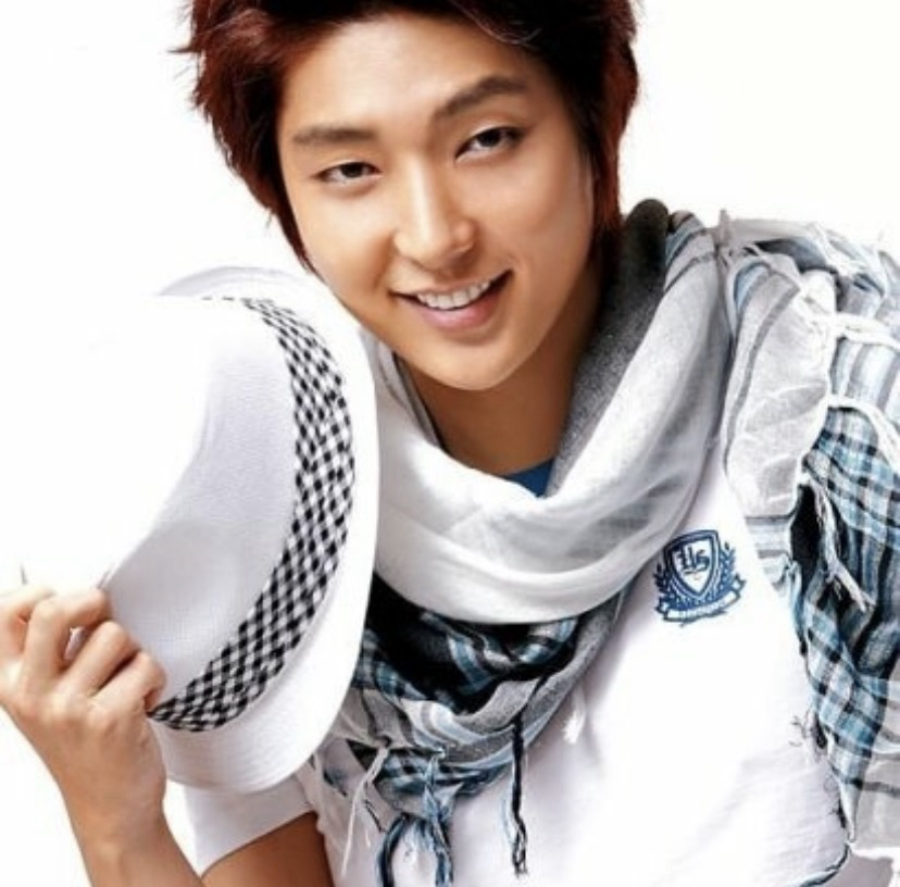 이준기 최근 활동샷