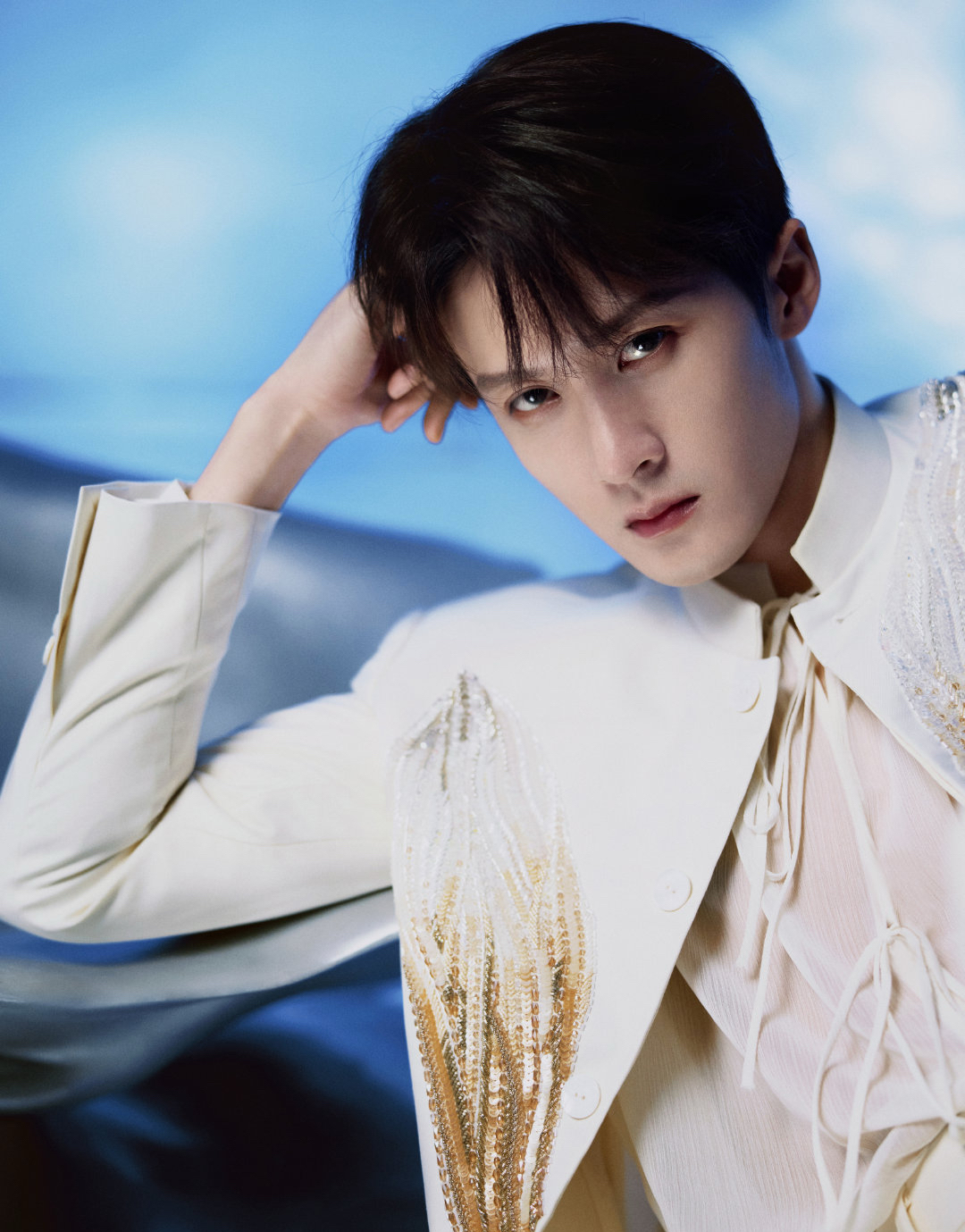 Behind-the-scenes cut of Tan Jianci