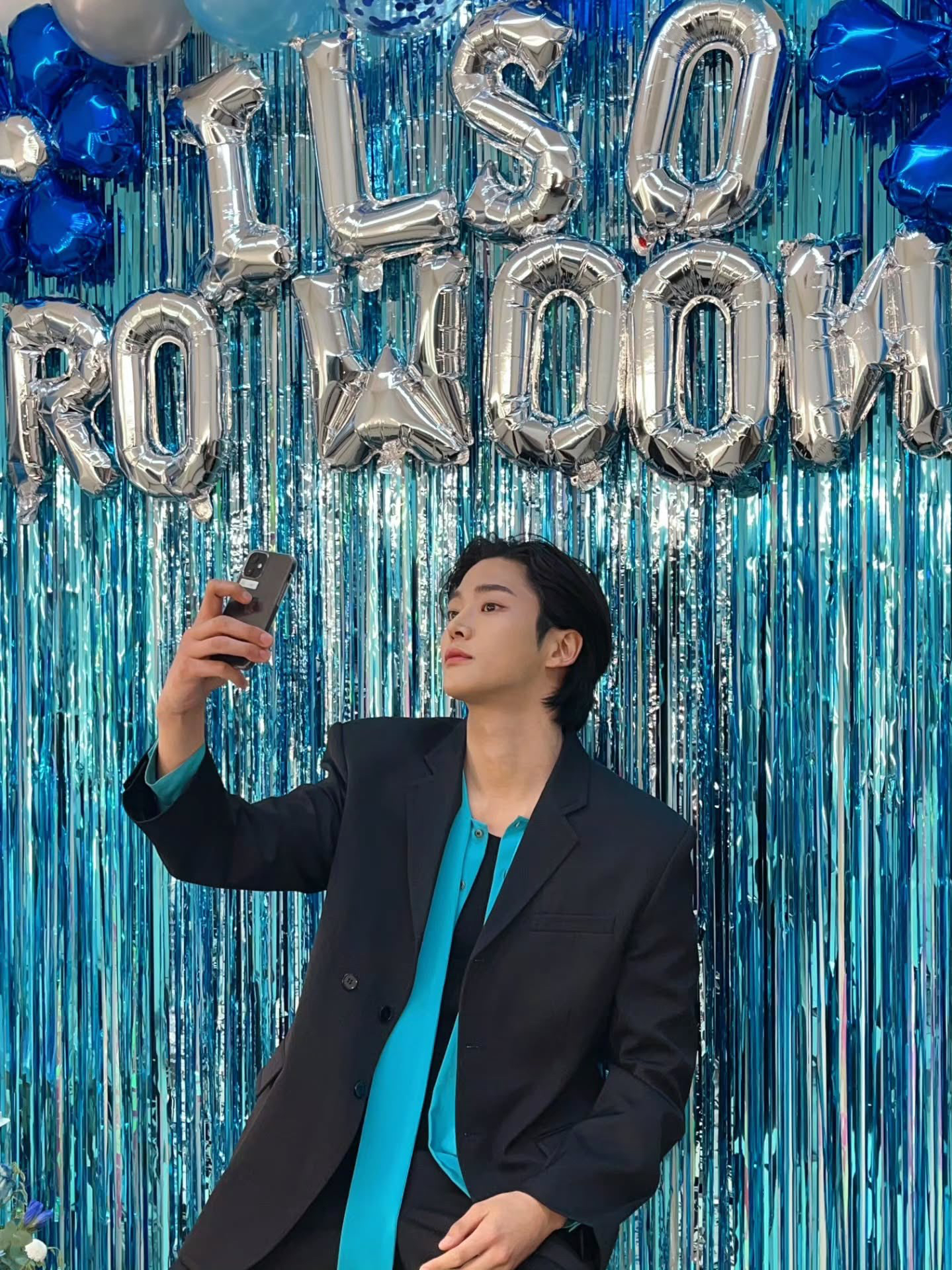 粉丝拍下的路云瞬间