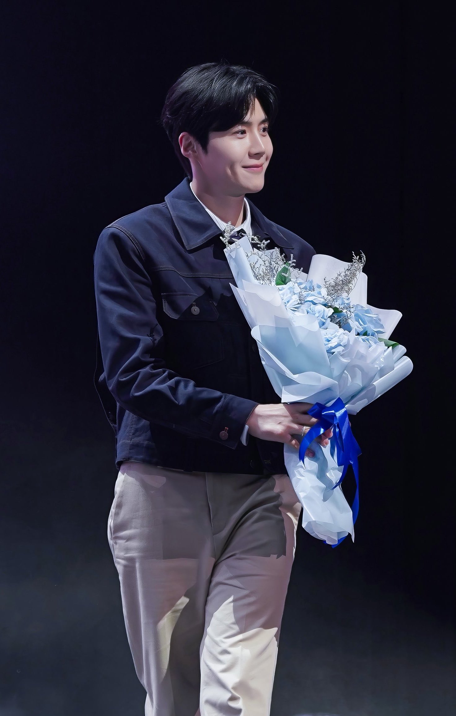 Recent activity shot of Kim Seonho