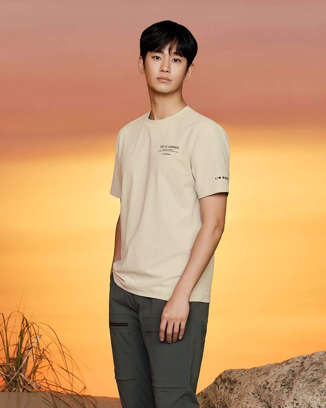 Behind-the-scenes cut of Kim Soohyun