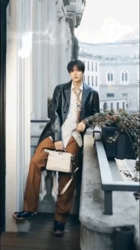 이민호 최근 활동샷