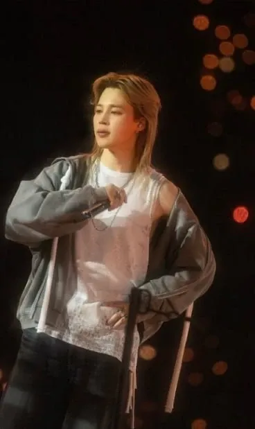 A moment captured by a fan of Ha Jimin