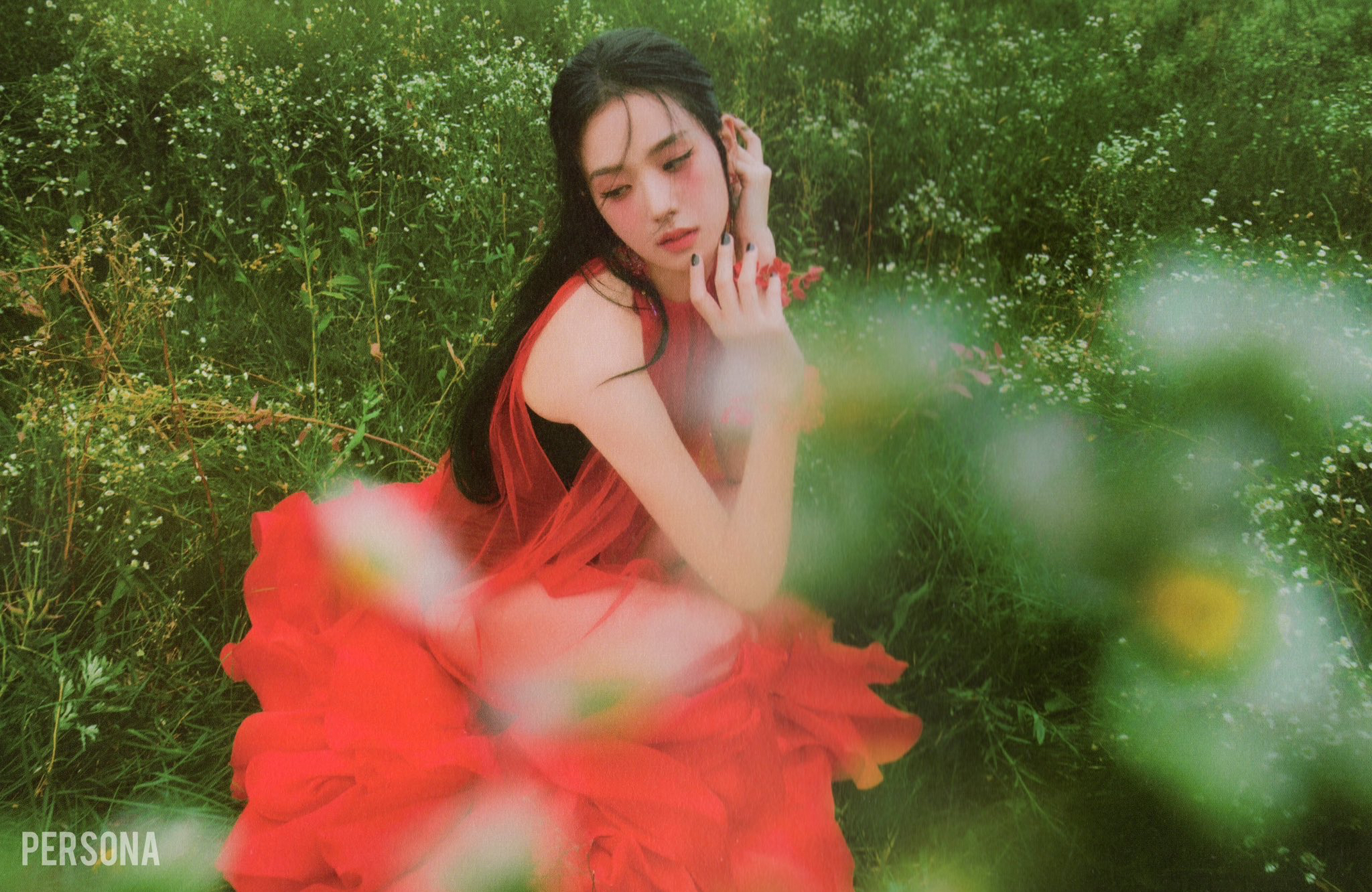 Behind-the-scenes cut of Jisoo (1995)