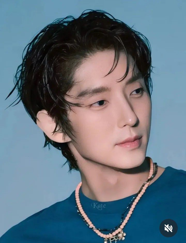 Latest photo of Lee Joongi