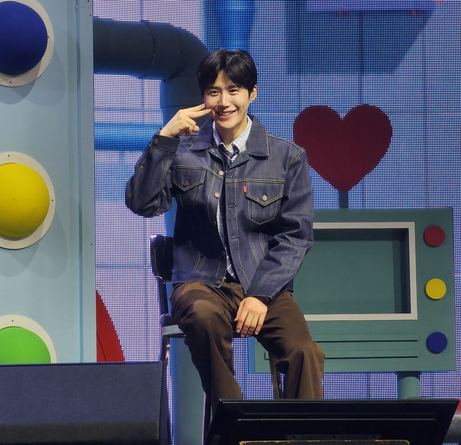 A moment captured by a fan of Kim Seonho