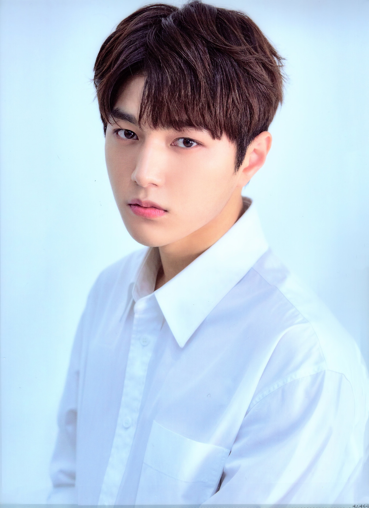 Recent activity shot of Kim Myungsoo (L)