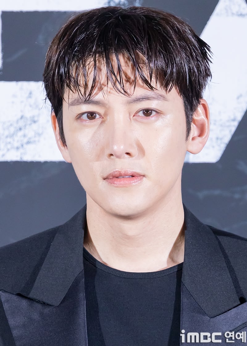 チ・チャンウクのビハインドカット