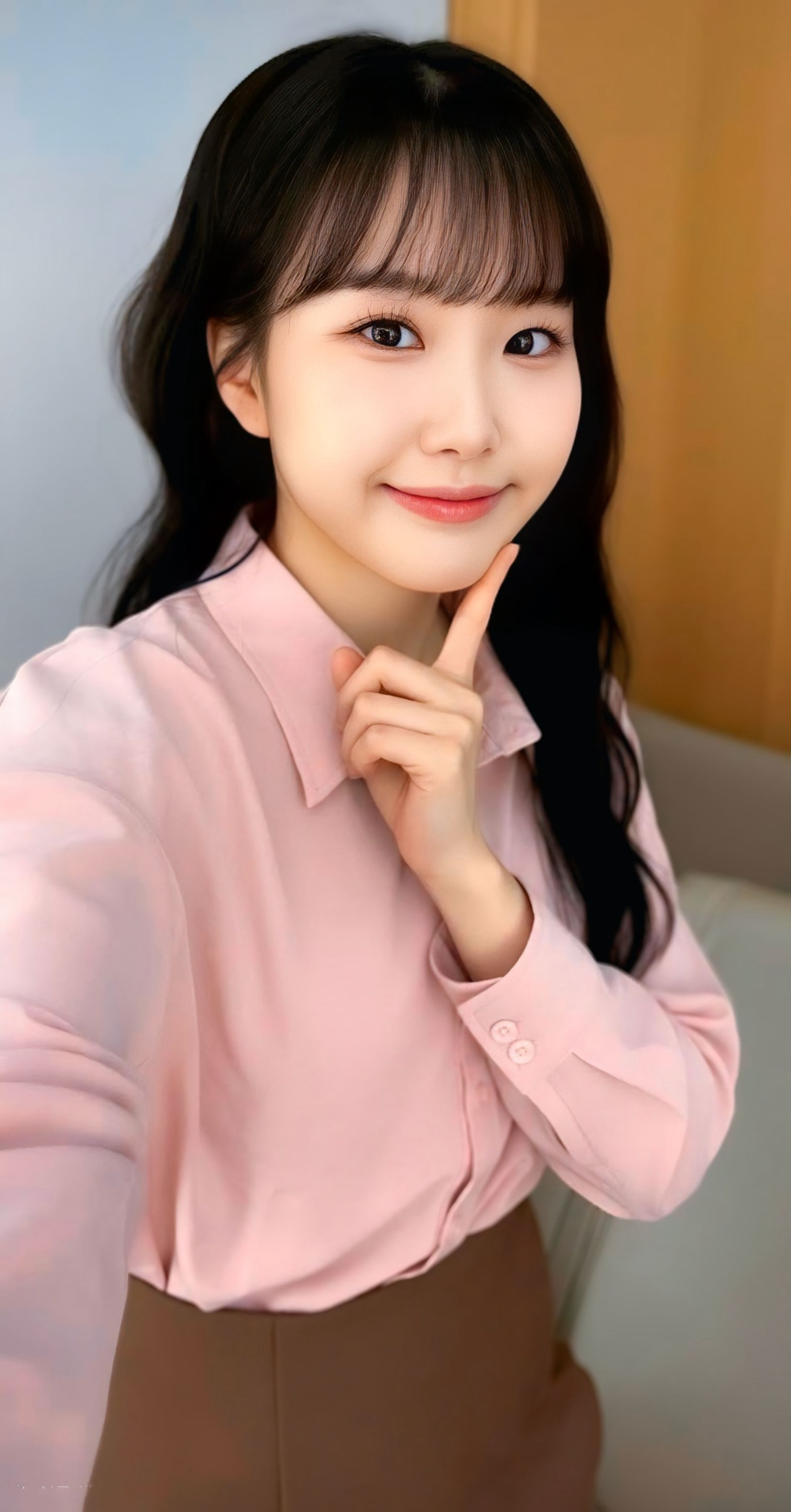 Special wallpaper made by Hong Seongyun's fans