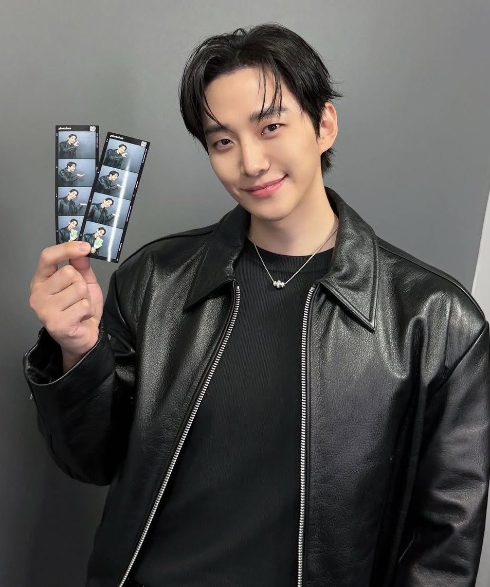 粉丝拍下的李俊昊瞬间