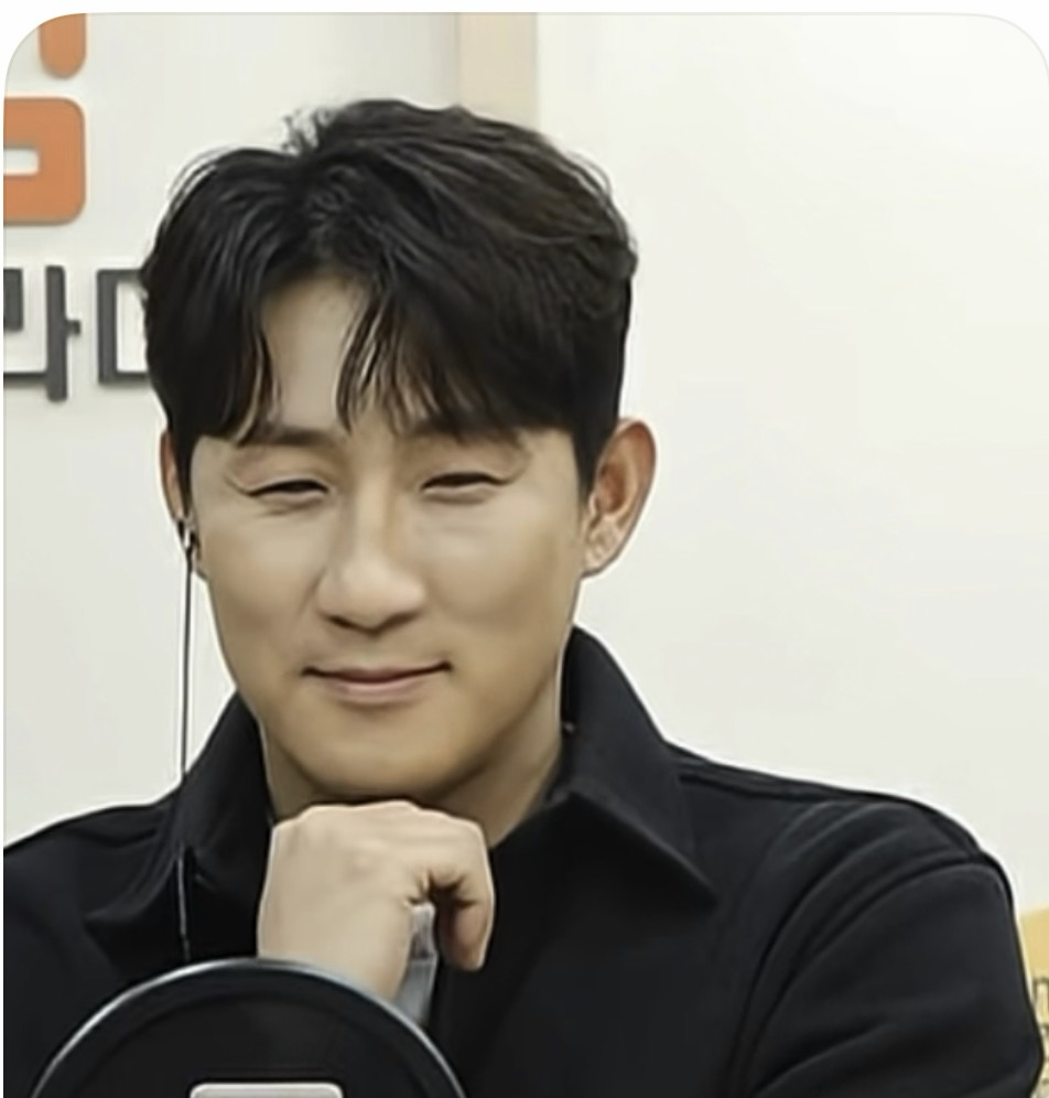 A moment captured by a fan of Na Sangdo