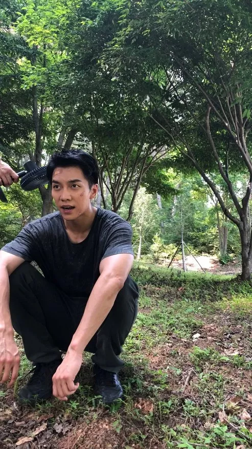 Foto terbaru dari Lee Seunggi