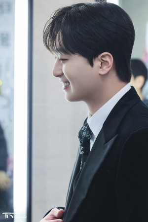 李灿元的近期活动照