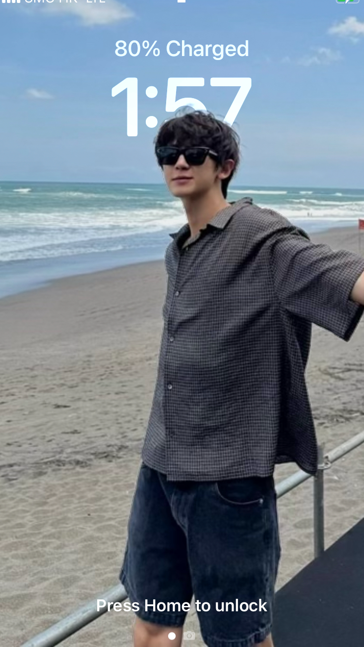 Latest photo of Chanyeol