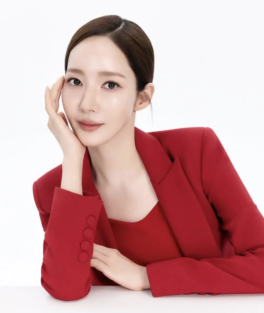 Latest photo of Park Minyoung
