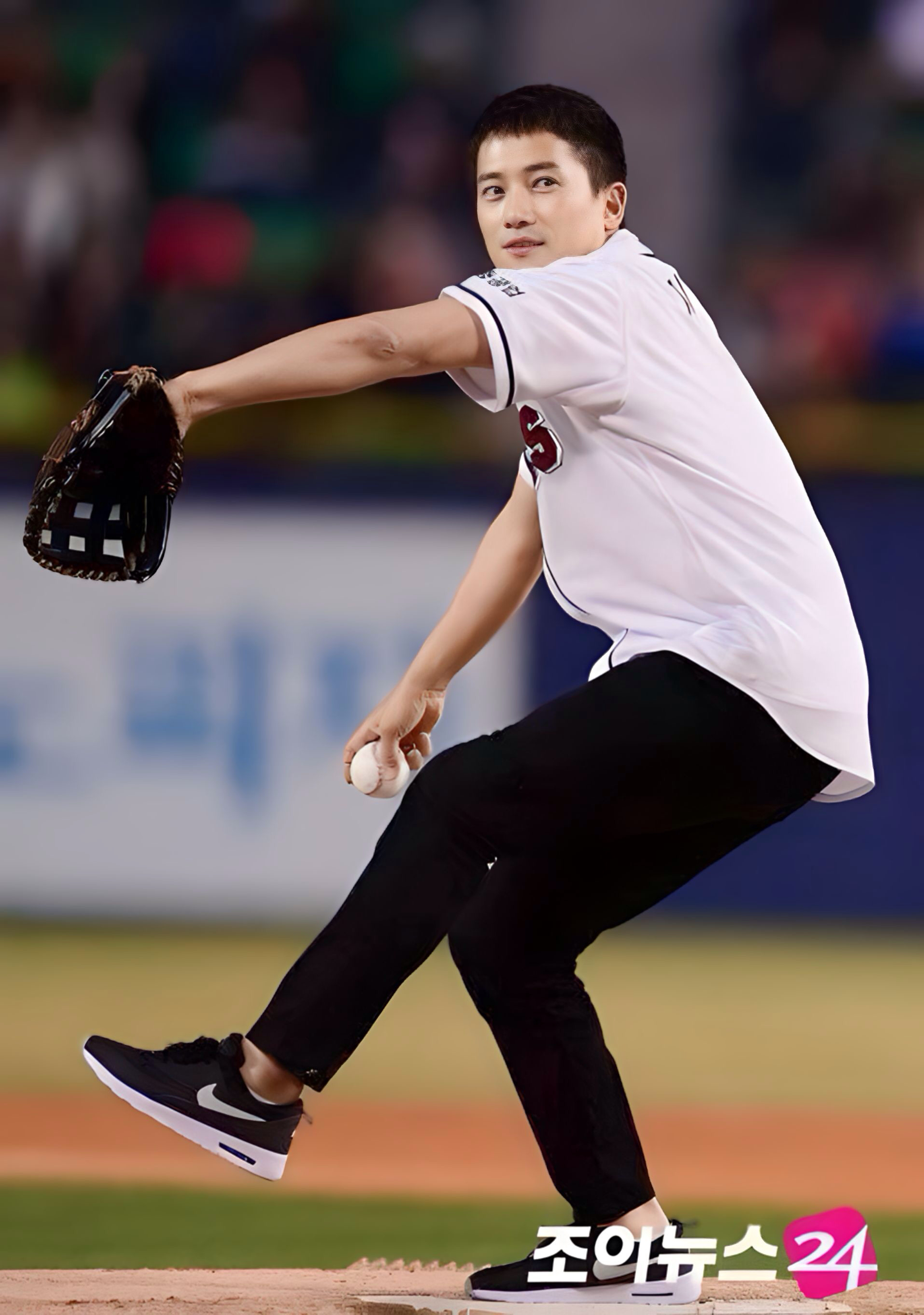 池成的最新照片