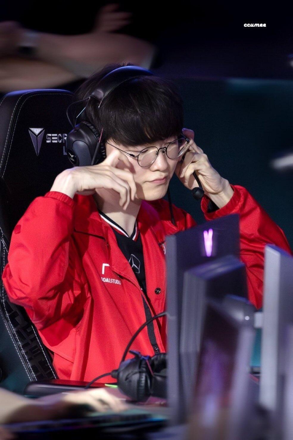 Behind-the-scenes cut of Faker