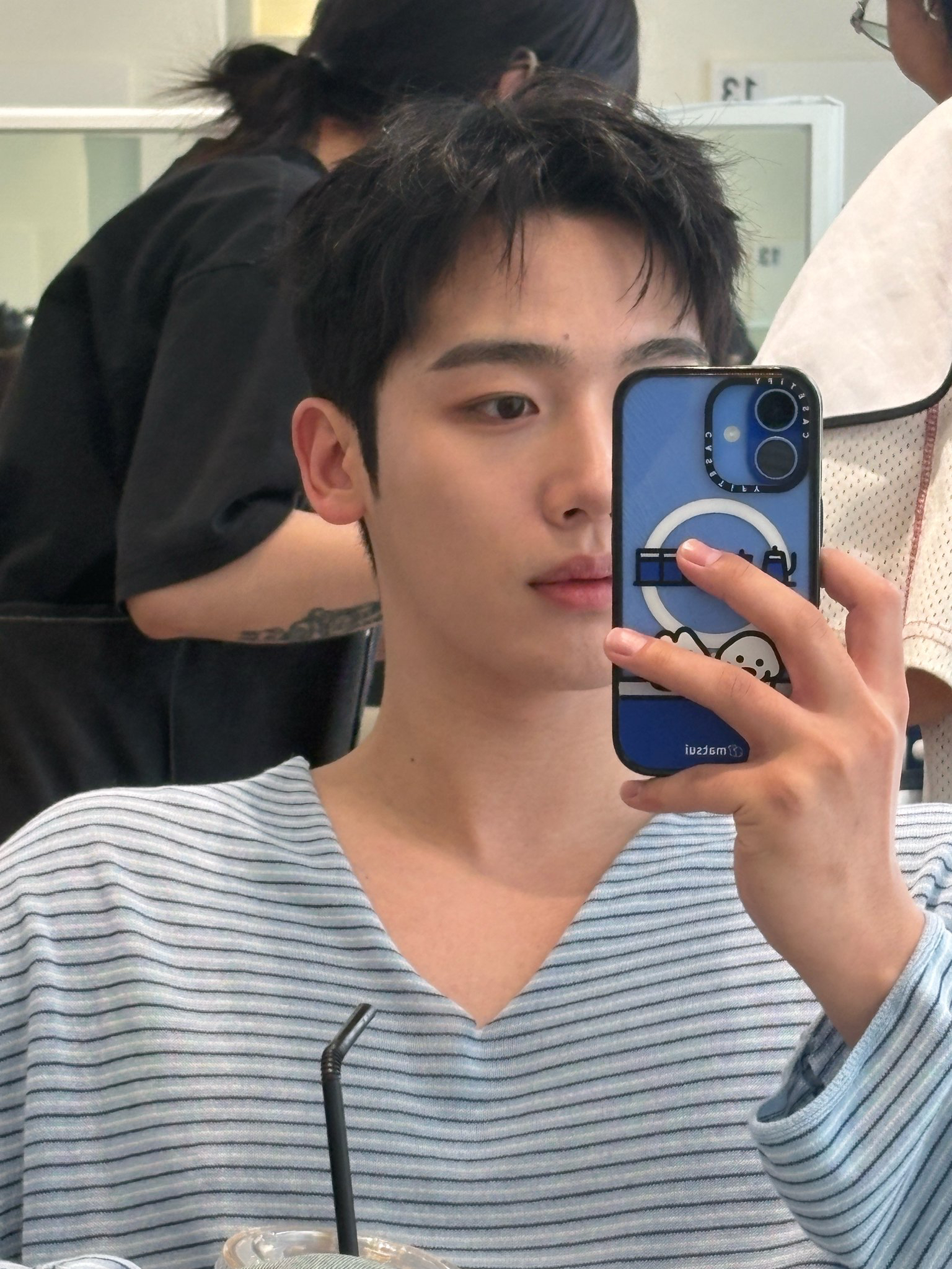 A moment captured by a fan of Kim Yohan