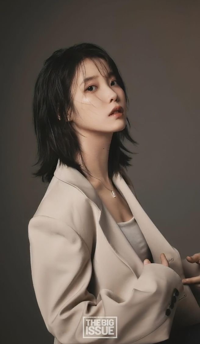 Recent activity shot of IU