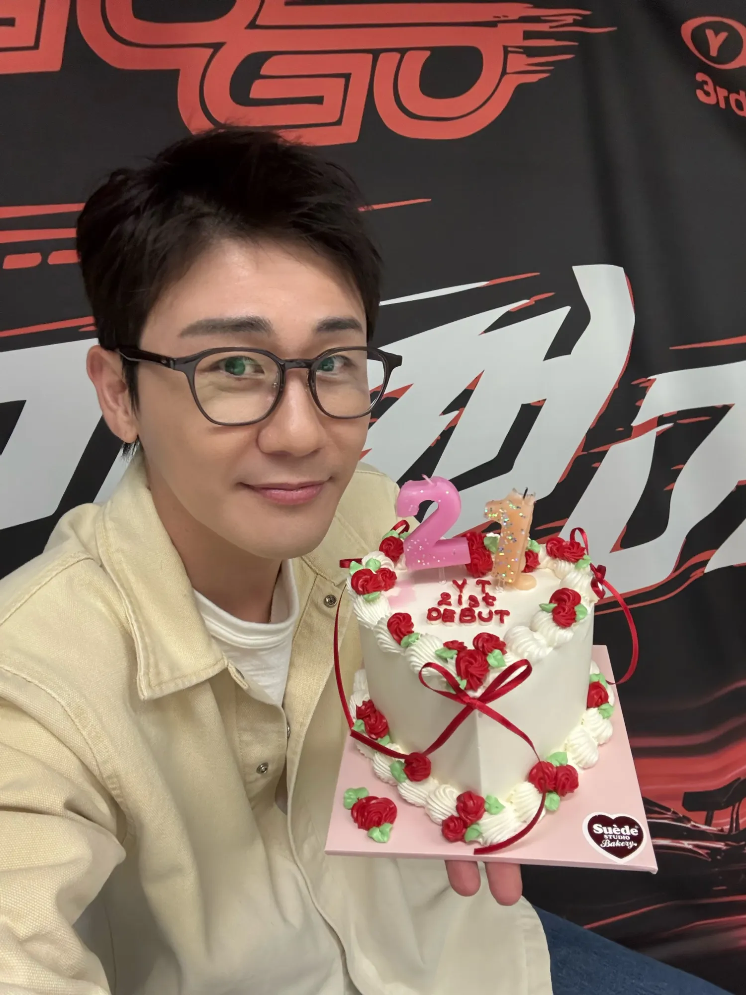 영탁의 비하인드 컷