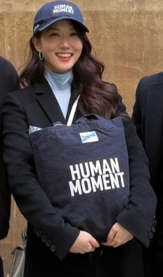 Behind-the-scenes cut of Park Eunbin