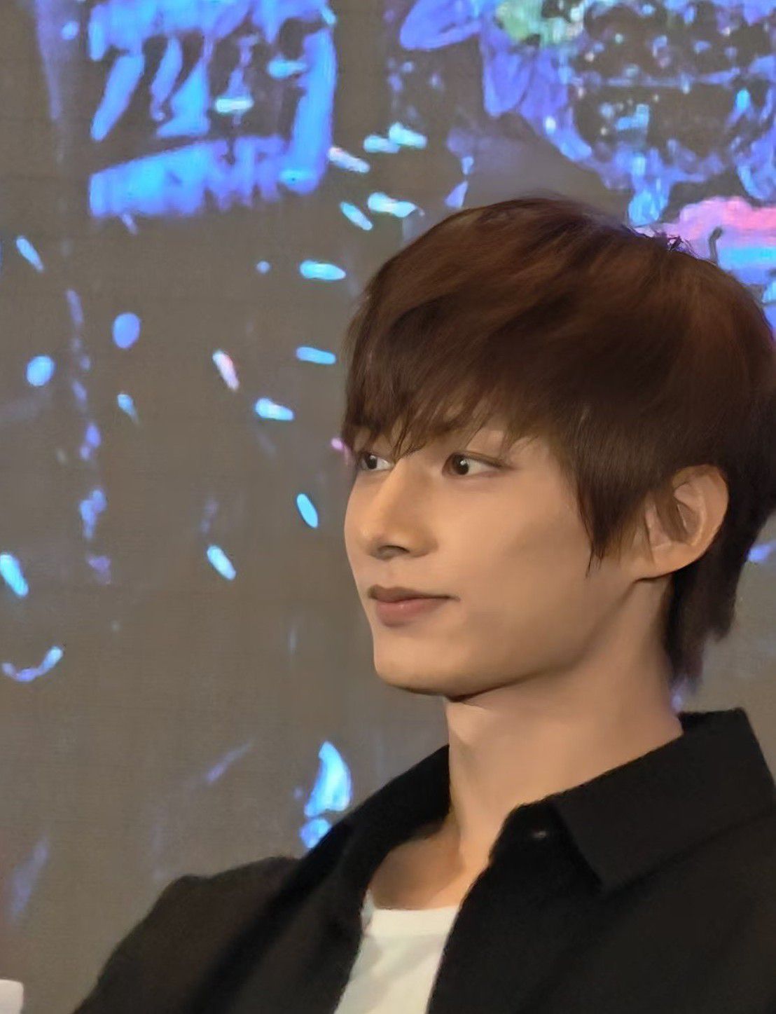 Behind-the-scenes cut of Wen Junhui