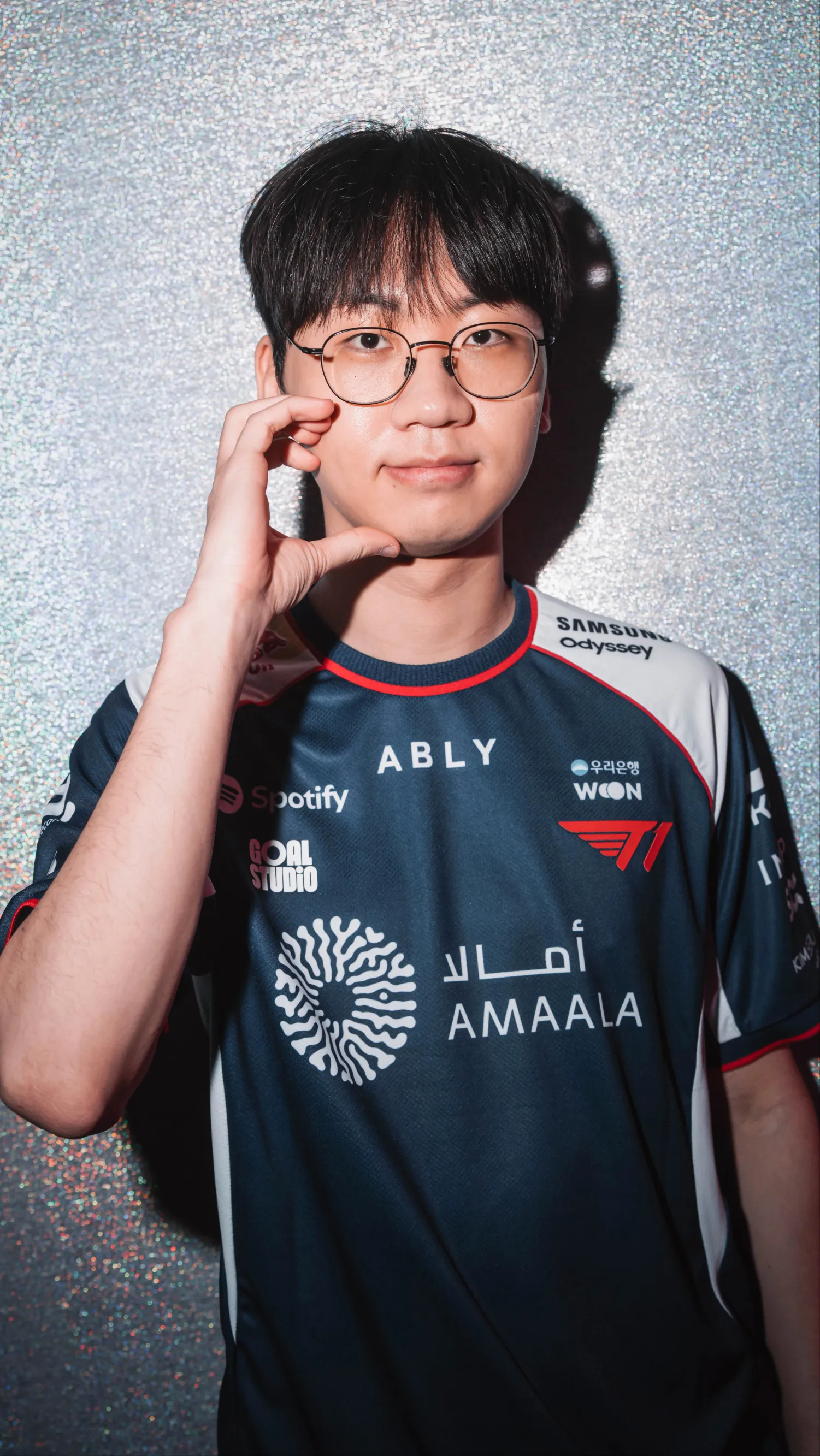 Special wallpaper made by Doran's fans