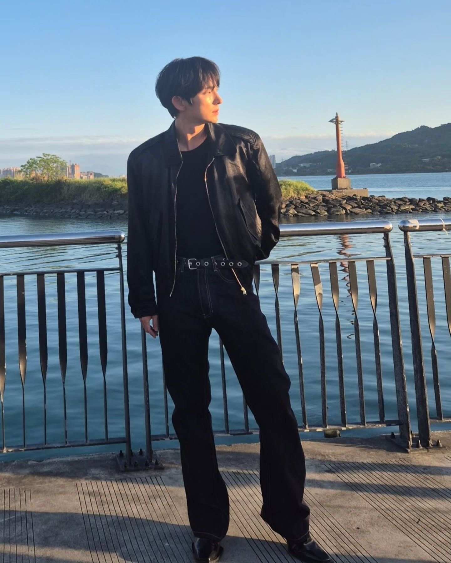 A moment captured by a fan of Lee Joongi