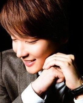 Recent activity shot of Lee Joongi