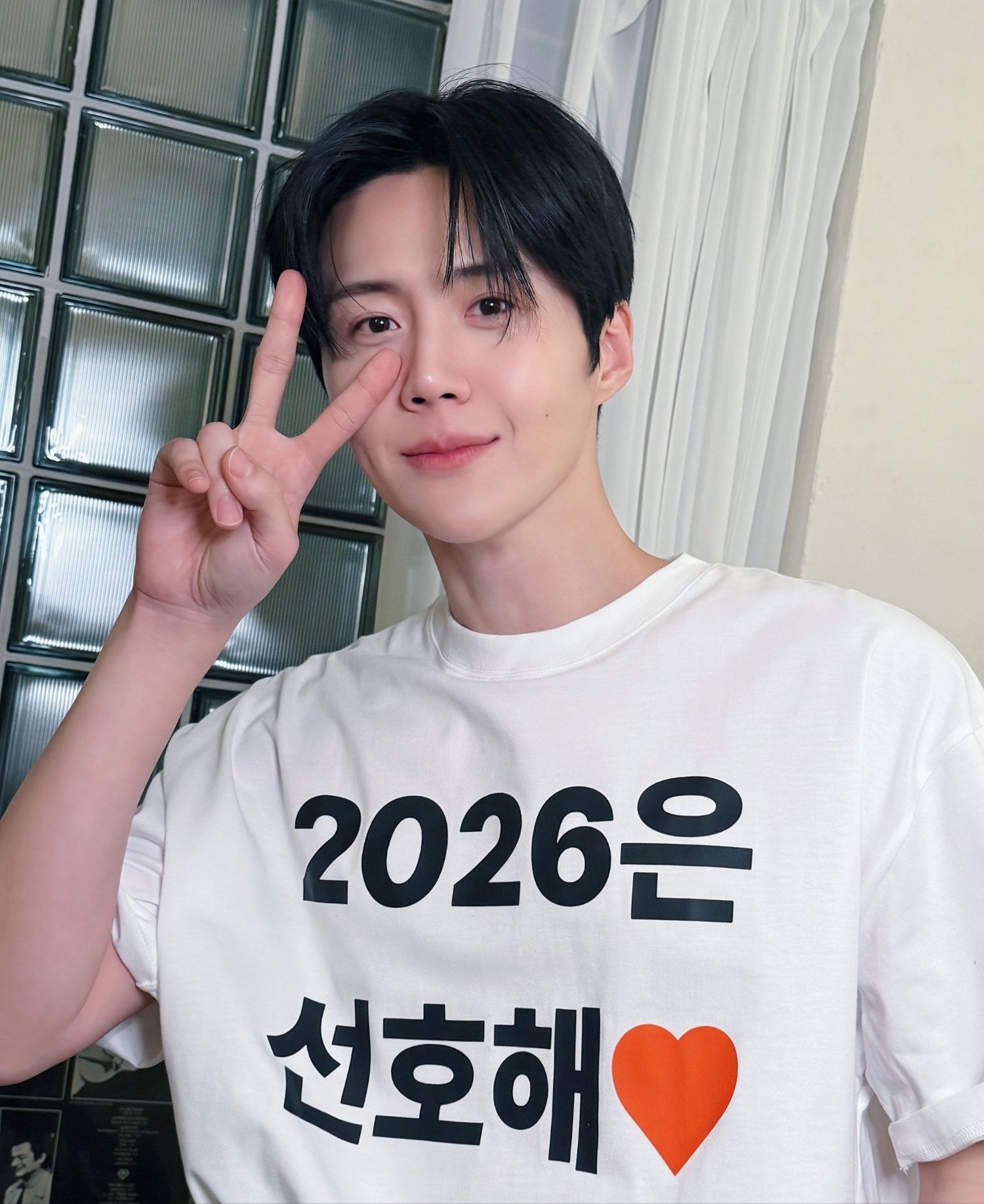 粉絲拍下的金宣虎瞬間