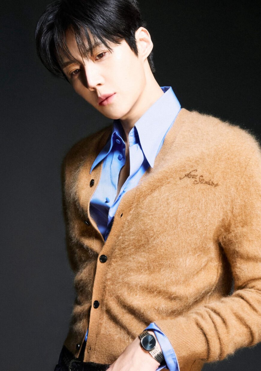 Behind-the-scenes cut of Kim Seonho