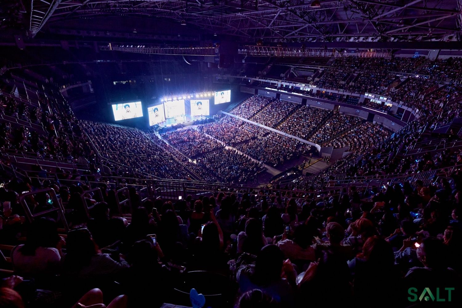 A moment captured by a fan of Kim Seonho