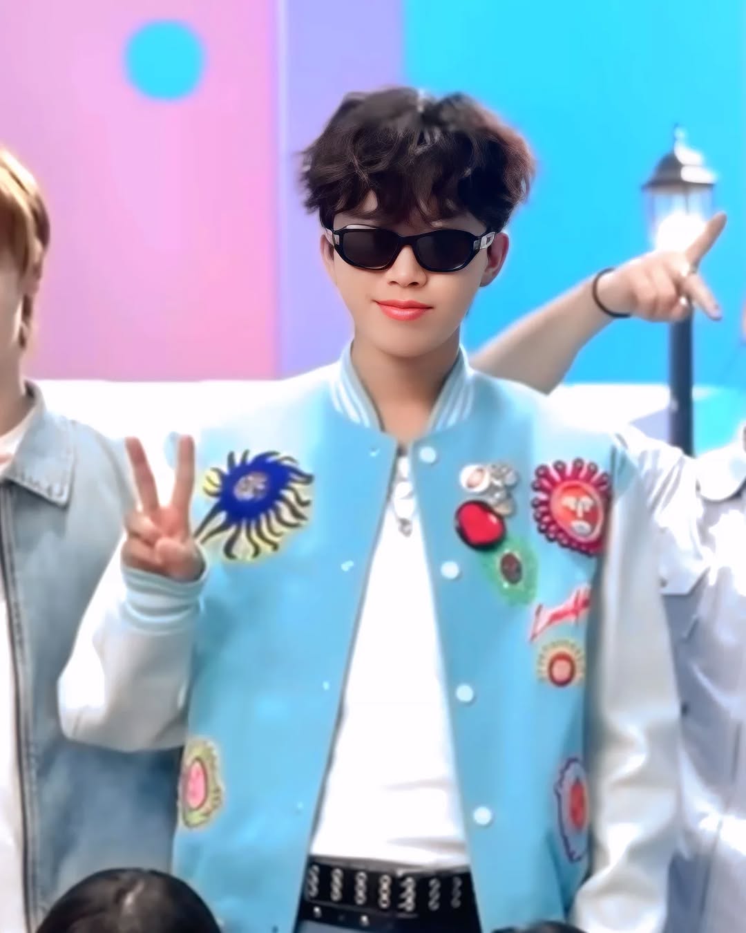 Behind-the-scenes cut of Lim Youngwoong