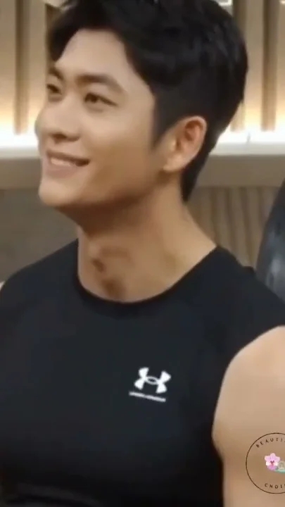 Behind-the-scenes cut of Kang Taeoh