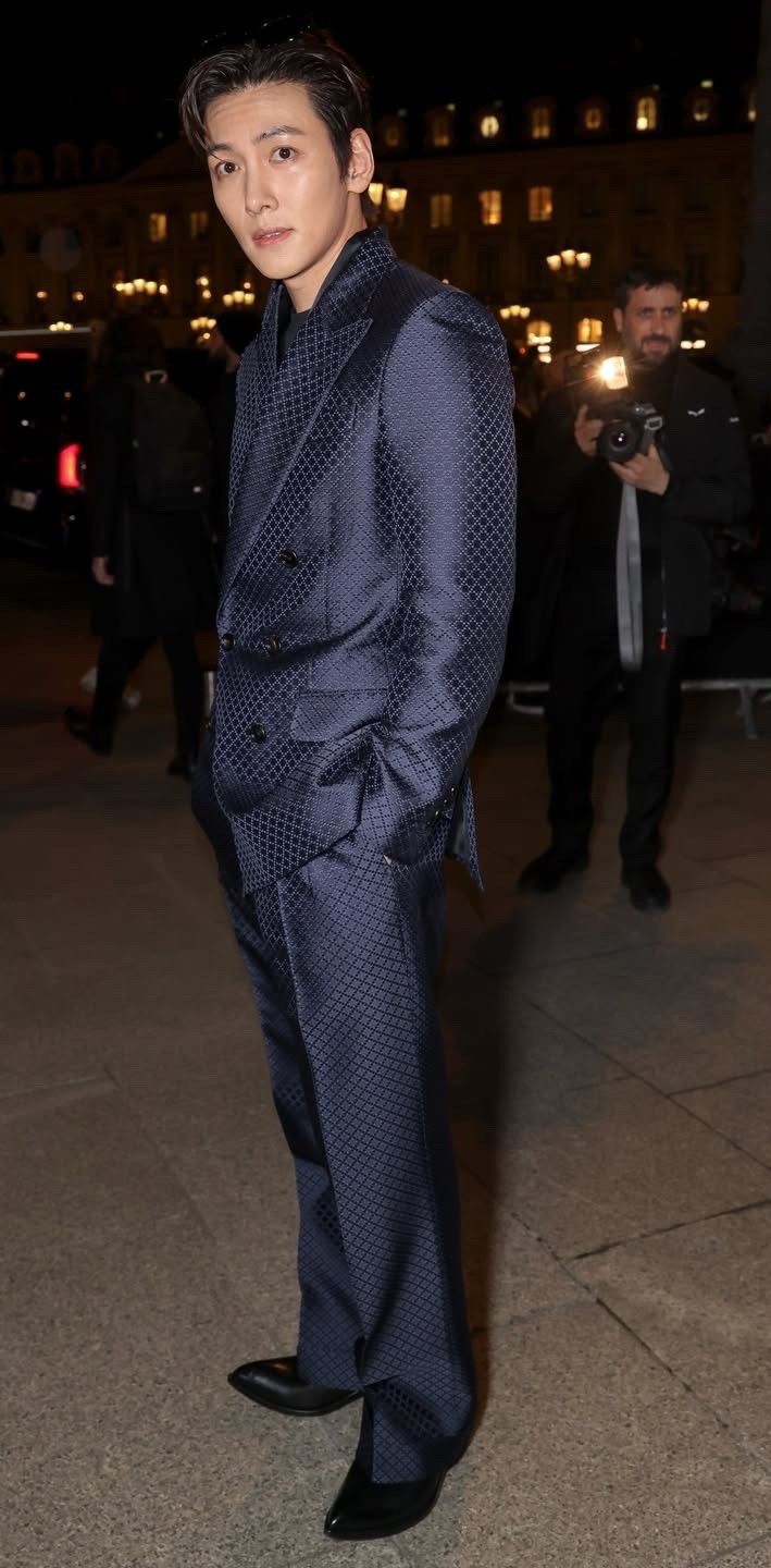 チ・チャンウクの最近の活動ショット