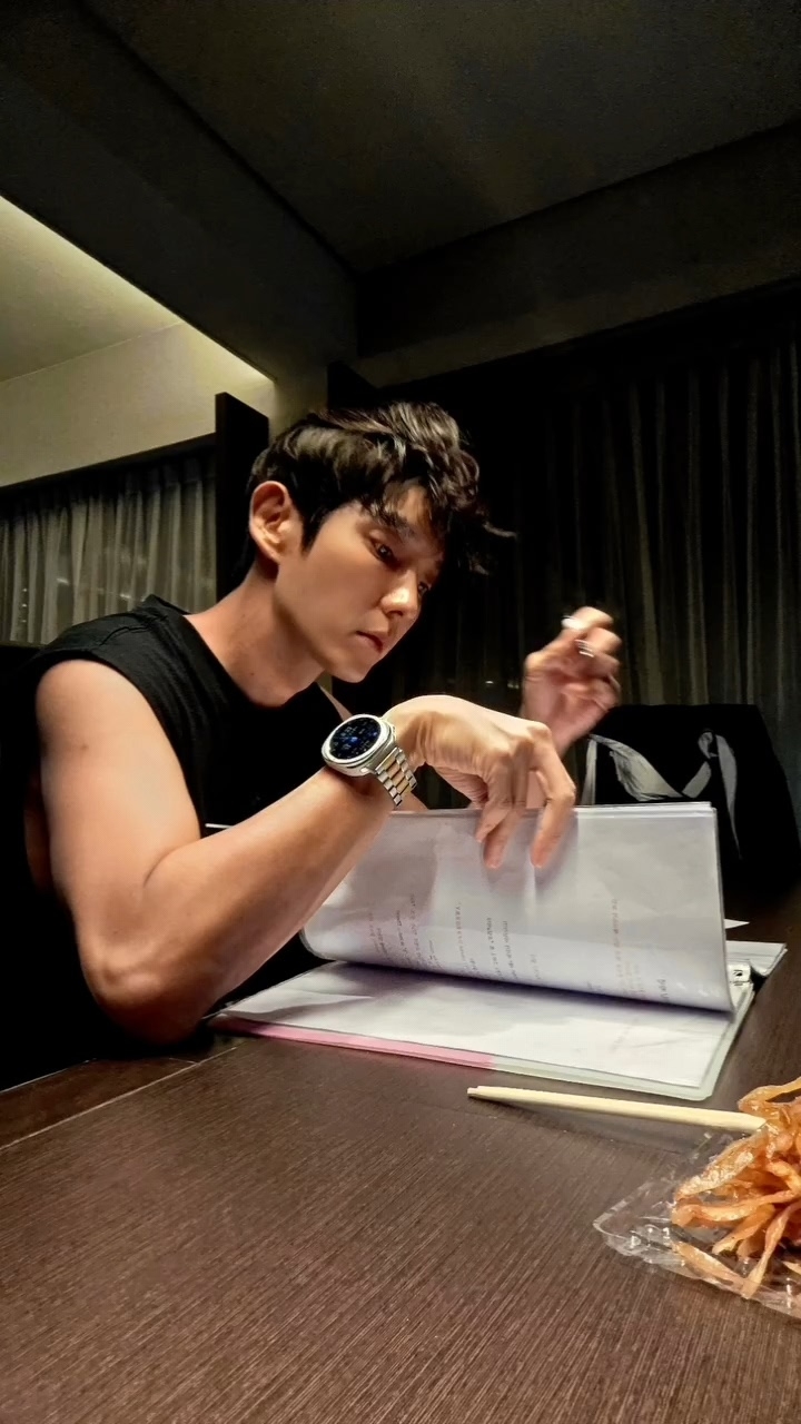 Foto terbaru dari Lee Joongi