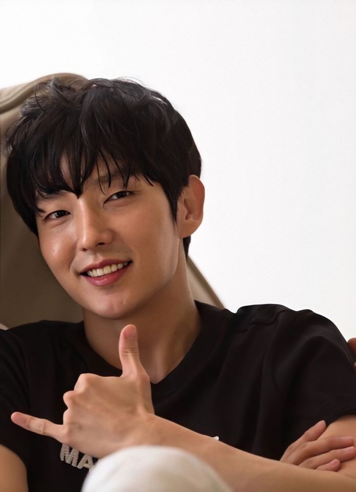 Representative background image loved by Lee Joongi fandom