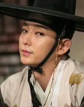 이준기 최근 활동샷