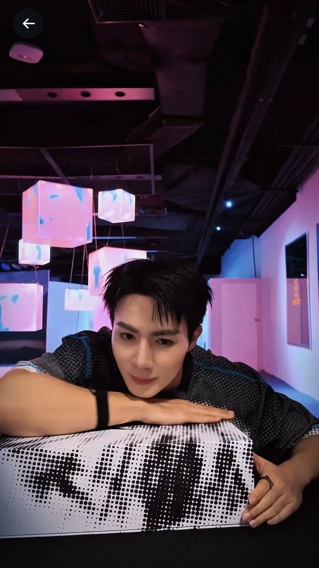 Representative background image loved by ZeePruk fandom