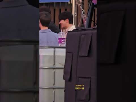박서진의 비하인드 컷