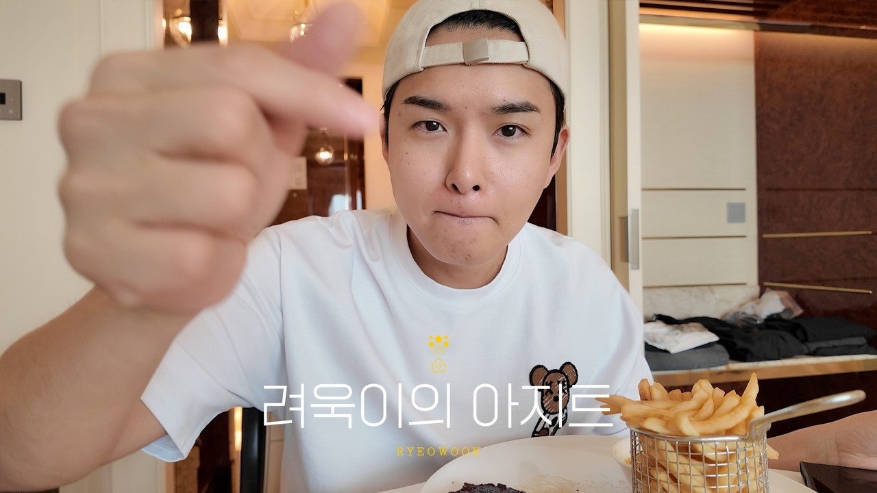 Behind-the-scenes cut of Choi Siwon