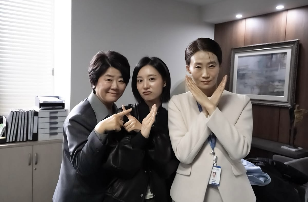 A moment captured by a fan of Kim Jiwon