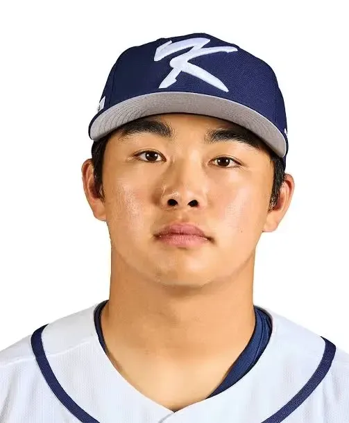Latest photo of Moon HyunBin
